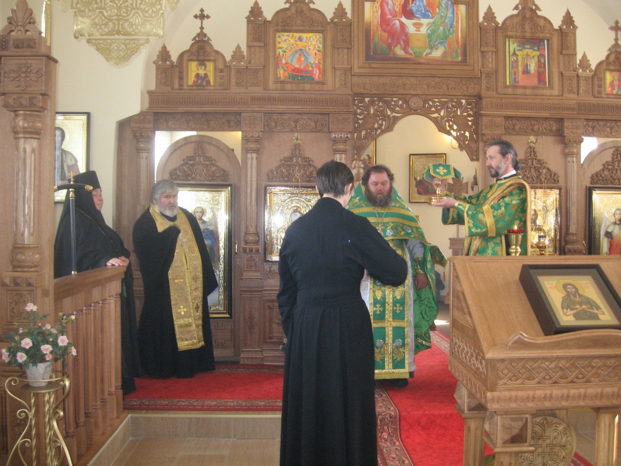 Первая Литургия в 2013 г. Первая Литургия в 2013 г.