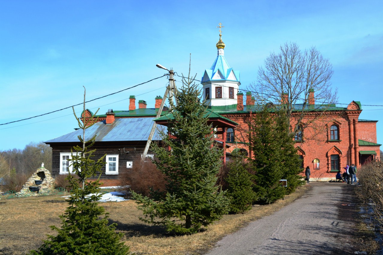 Крестовоздвиженский храм Крестовоздвиженский храм